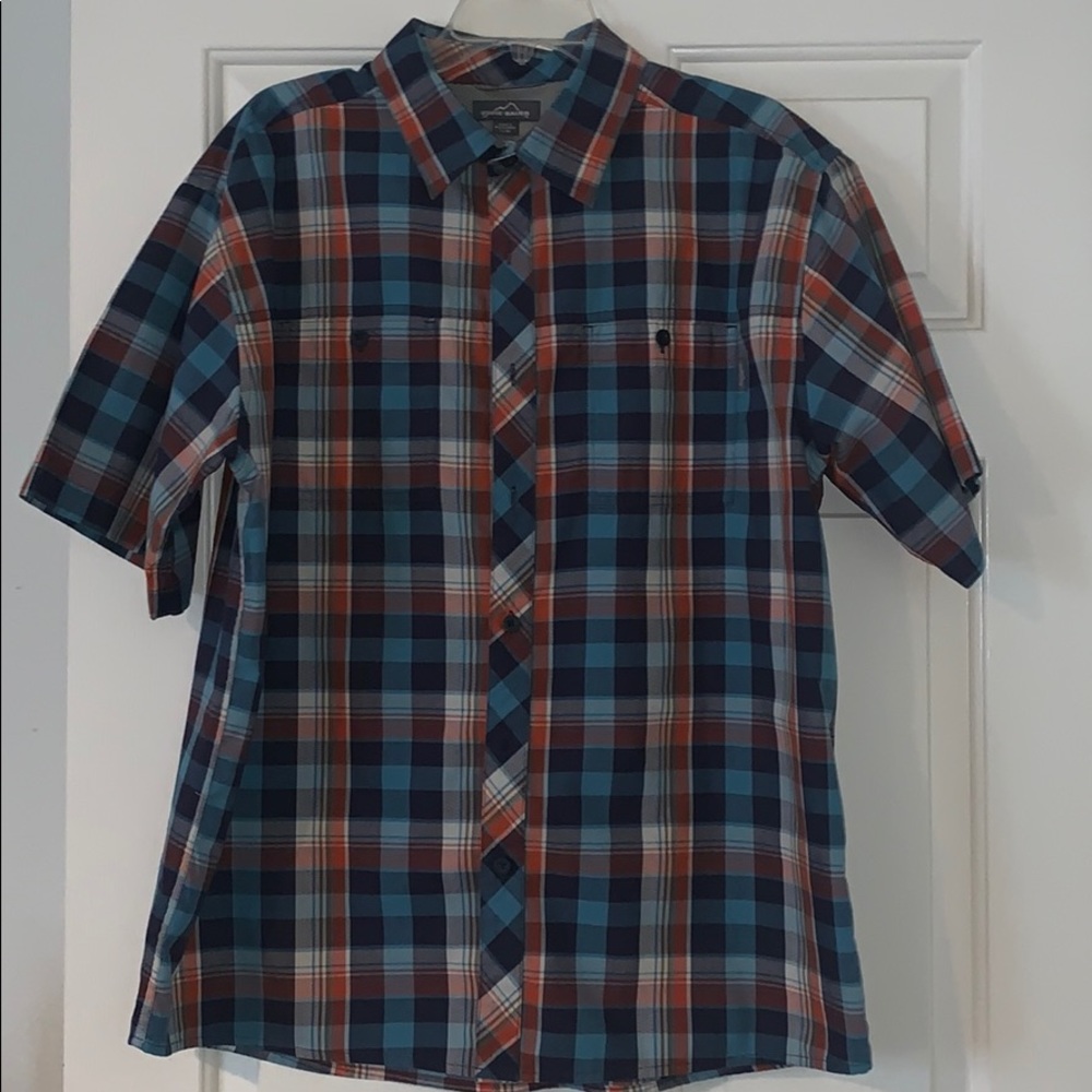 Eddie Bauer Short sleeve button down shirt